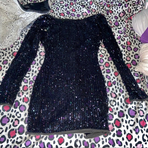 Sequins Dress - Picture 2 of 5